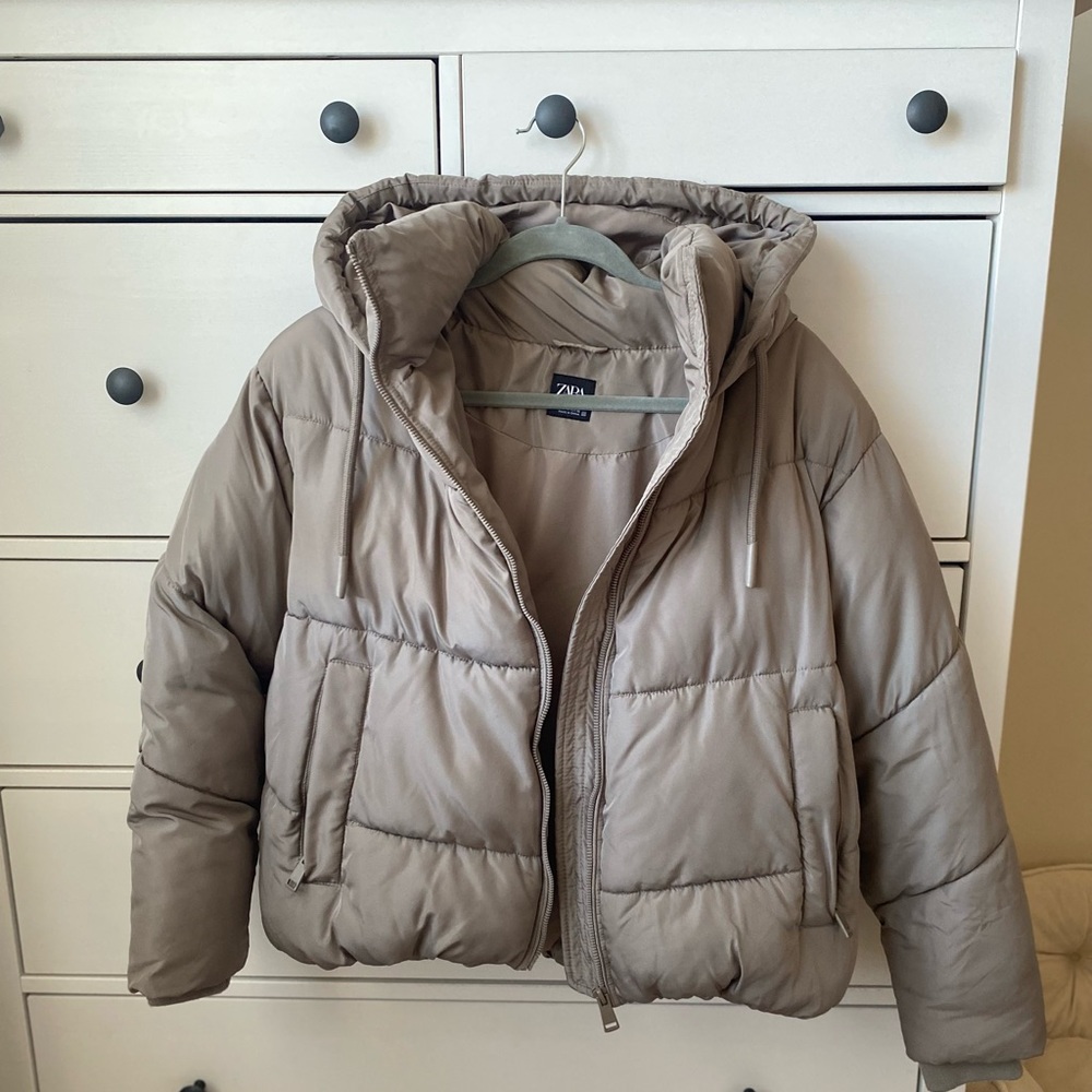 Zara taupe puffer jacket